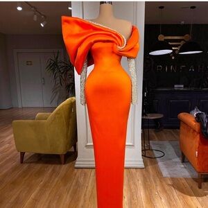 Valdrin sahiti dress size 4